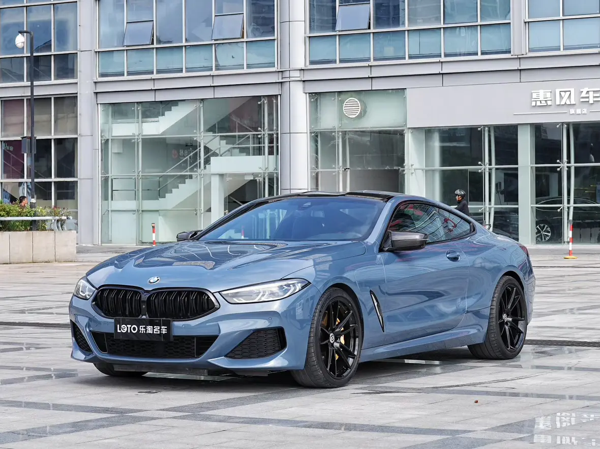 BMW 8 Series