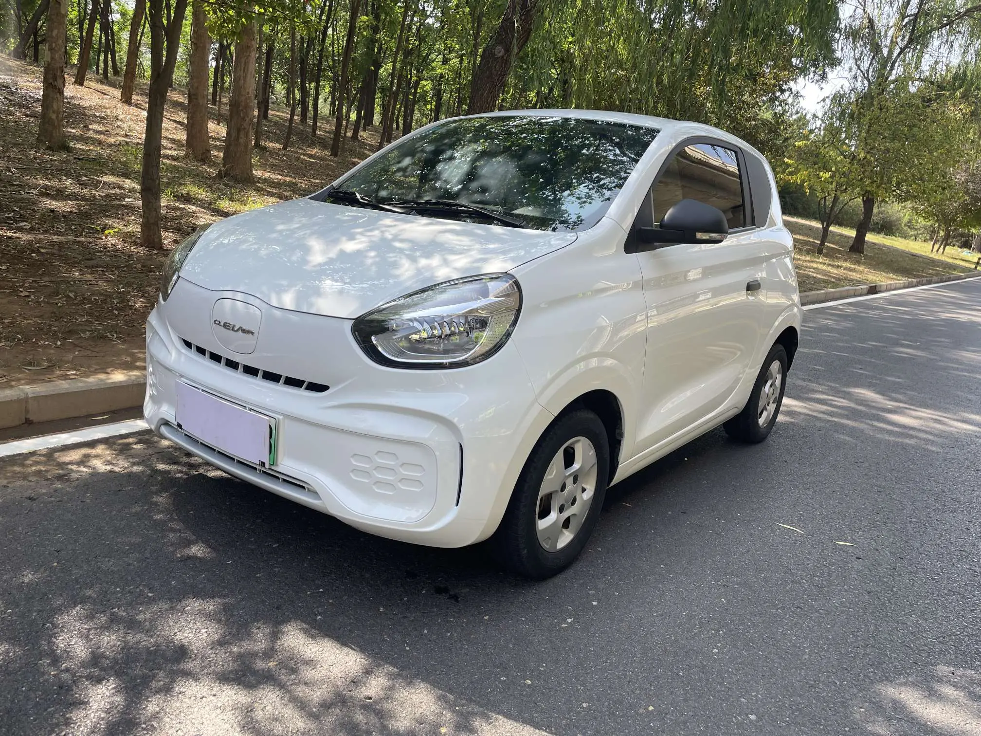 Roewe CLEVER  из Китая