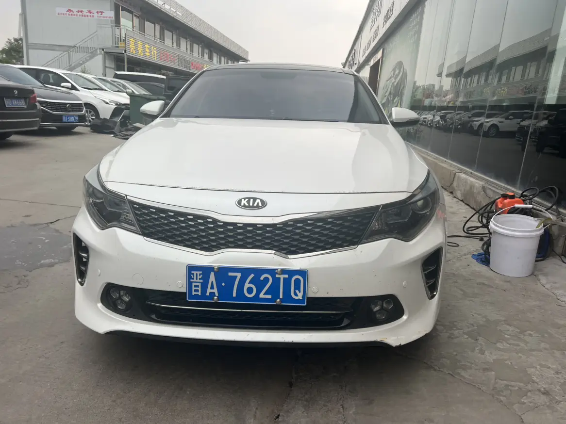 Kia K5