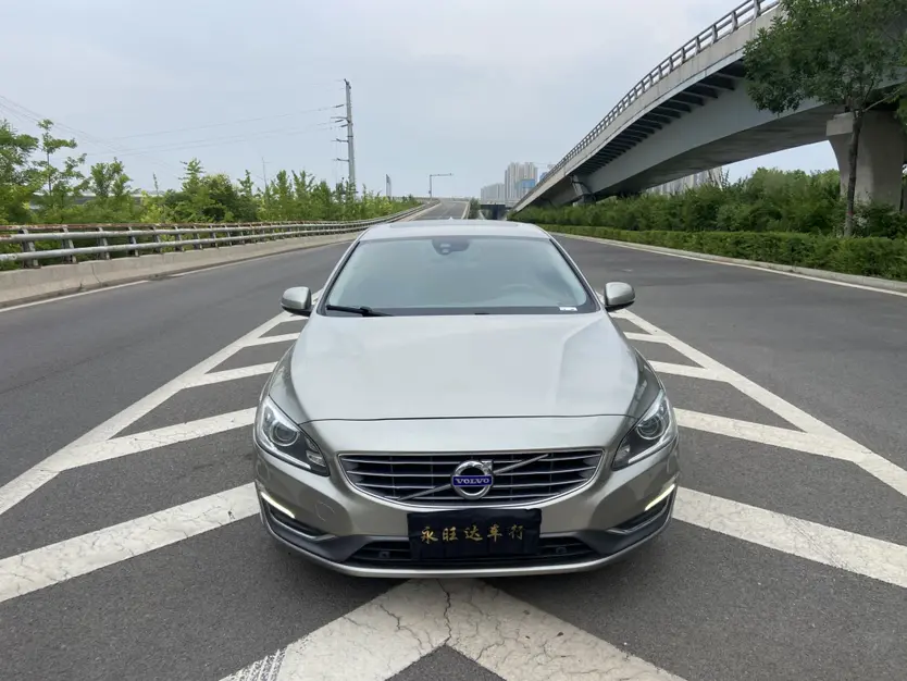 Volvo S60