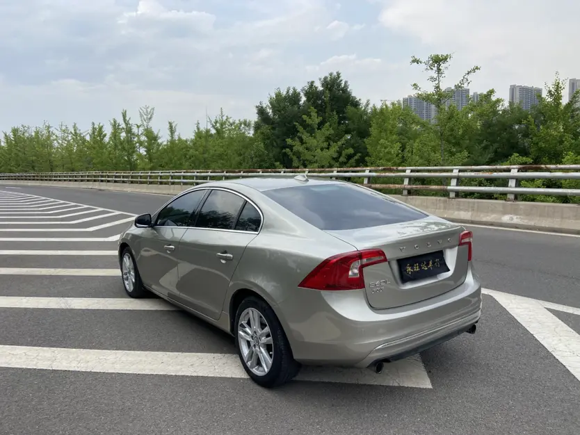 Volvo S60