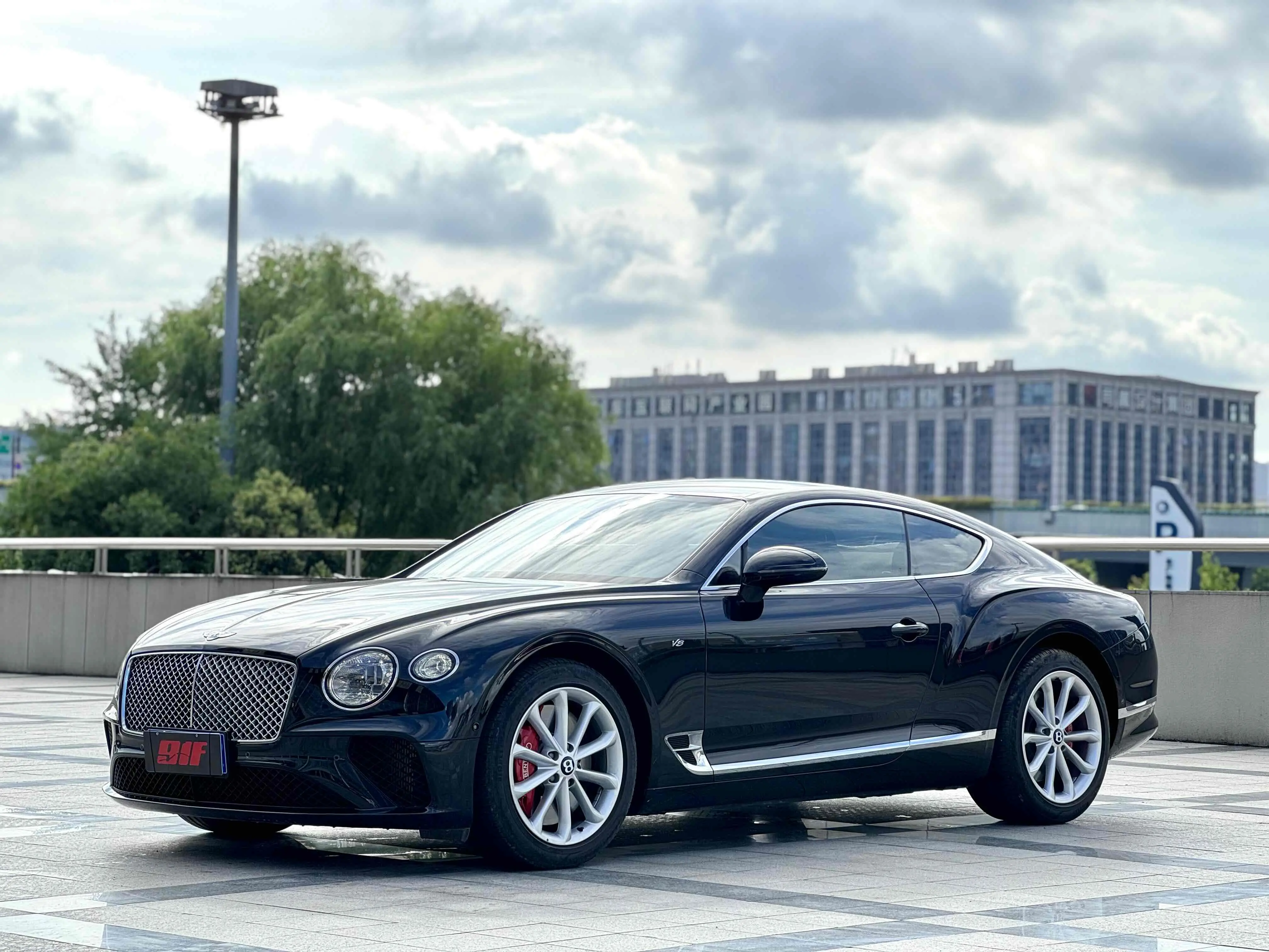 Bentley Continental  из Китая
