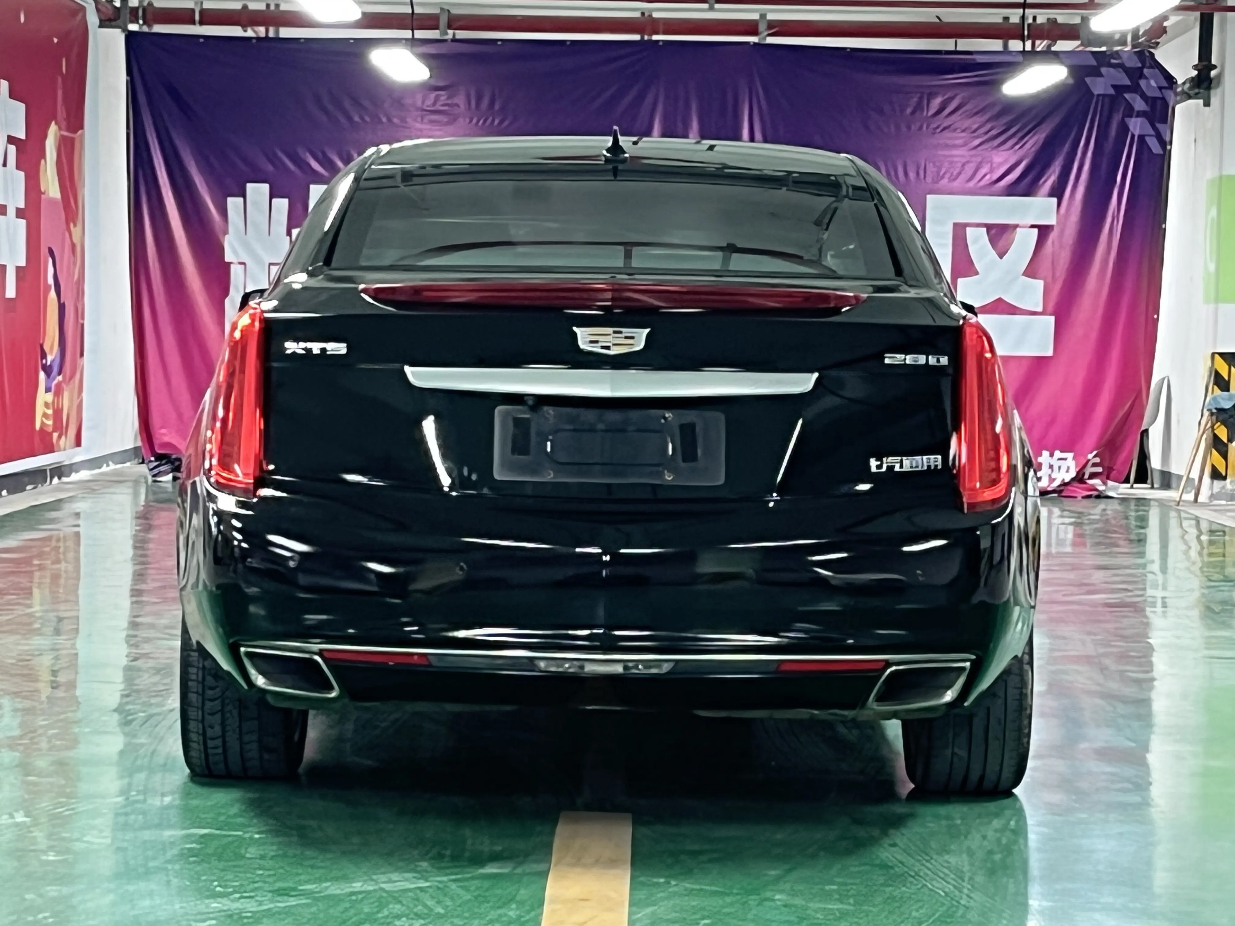 Cadillac XTS