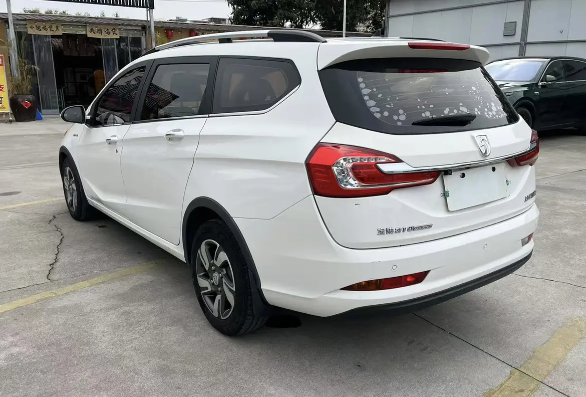 Baojun 310W