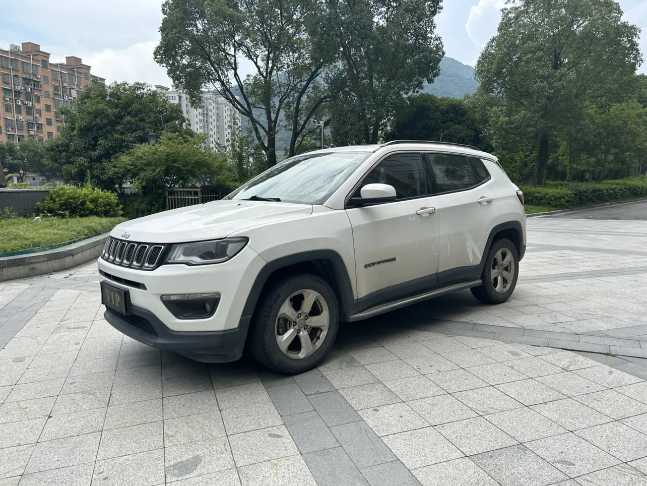 Jeep Guide to