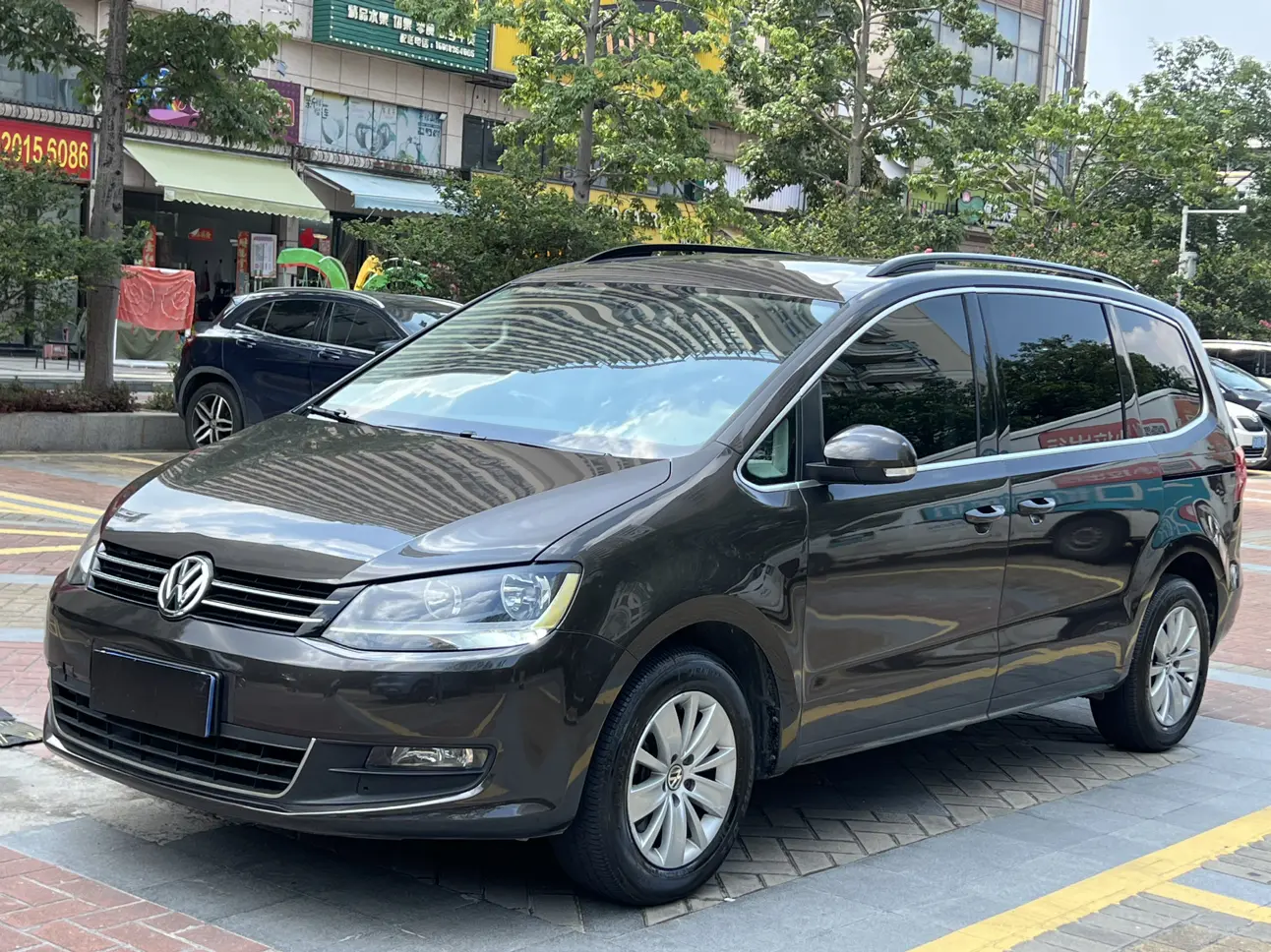 Volkswagen Sharon  из Китая