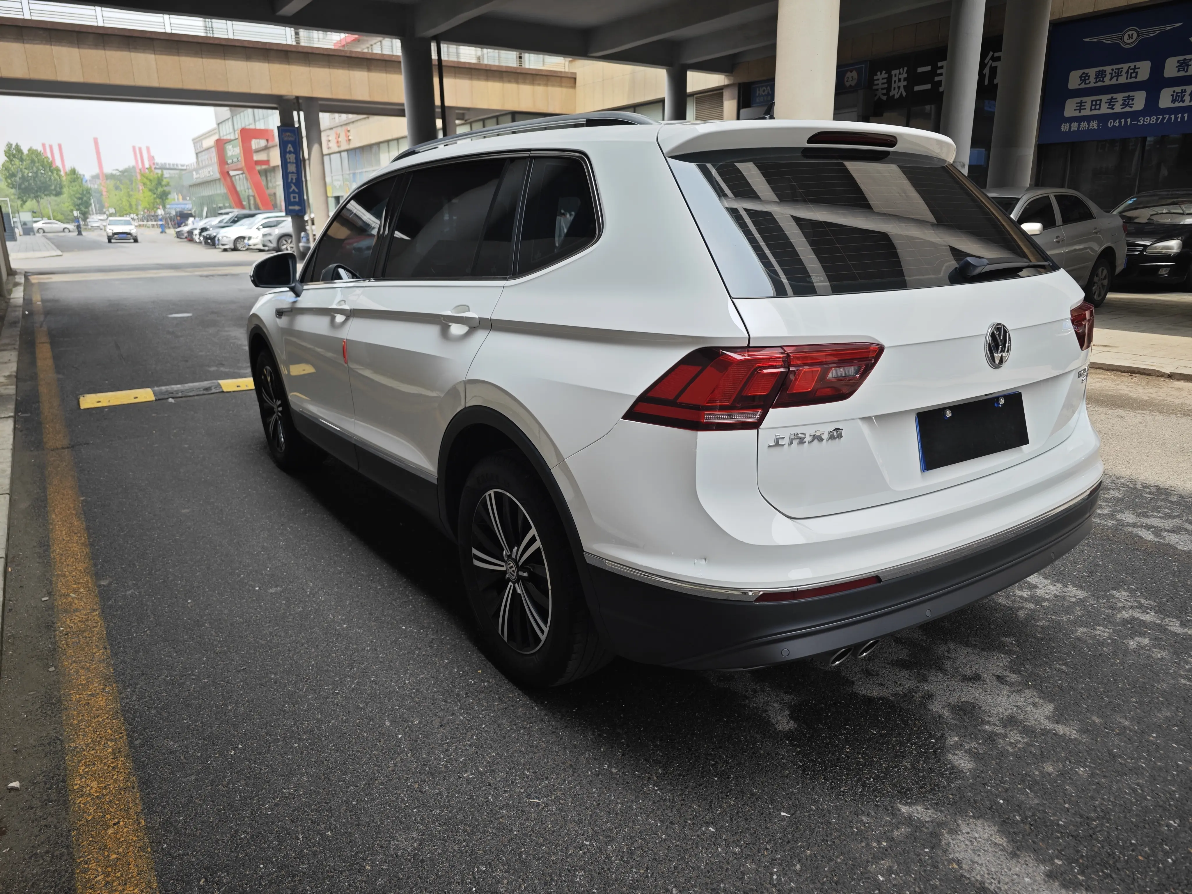Volkswagen Tiguan L