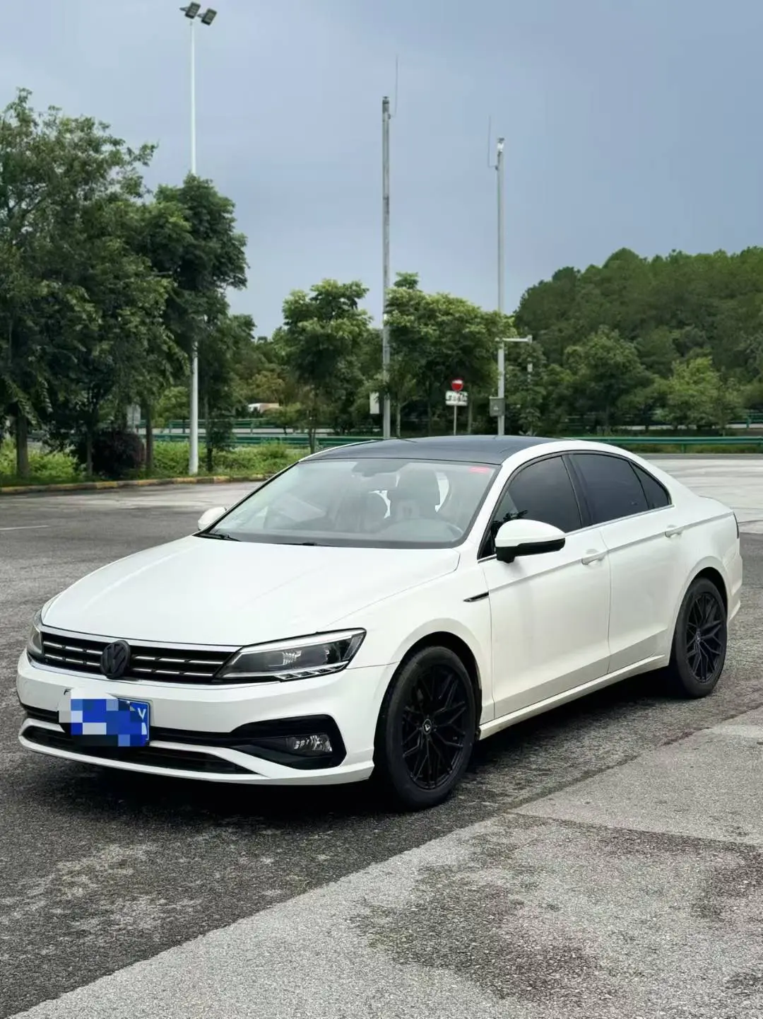 Volkswagen Lingdu