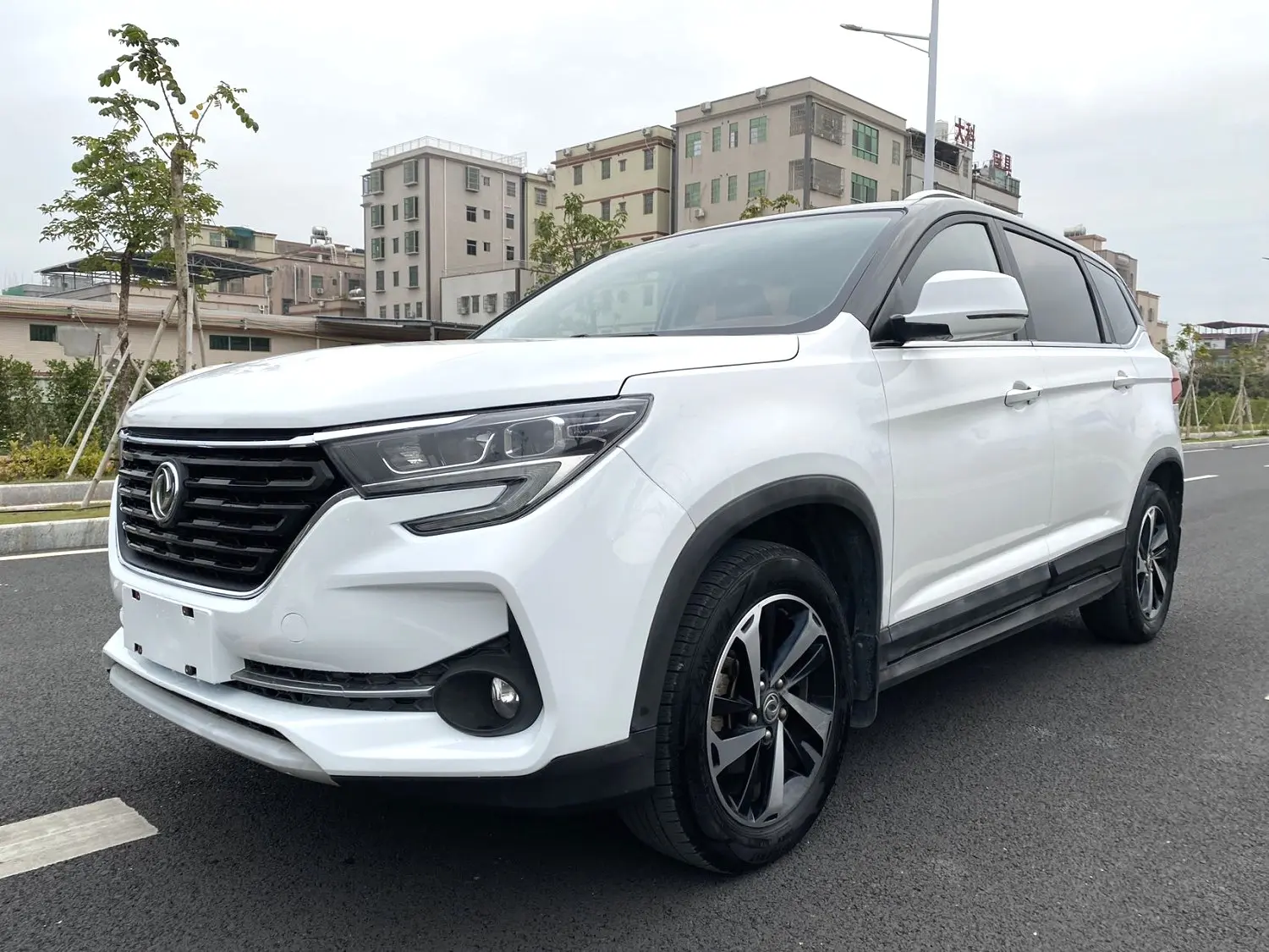 Forthing Fengxing T5