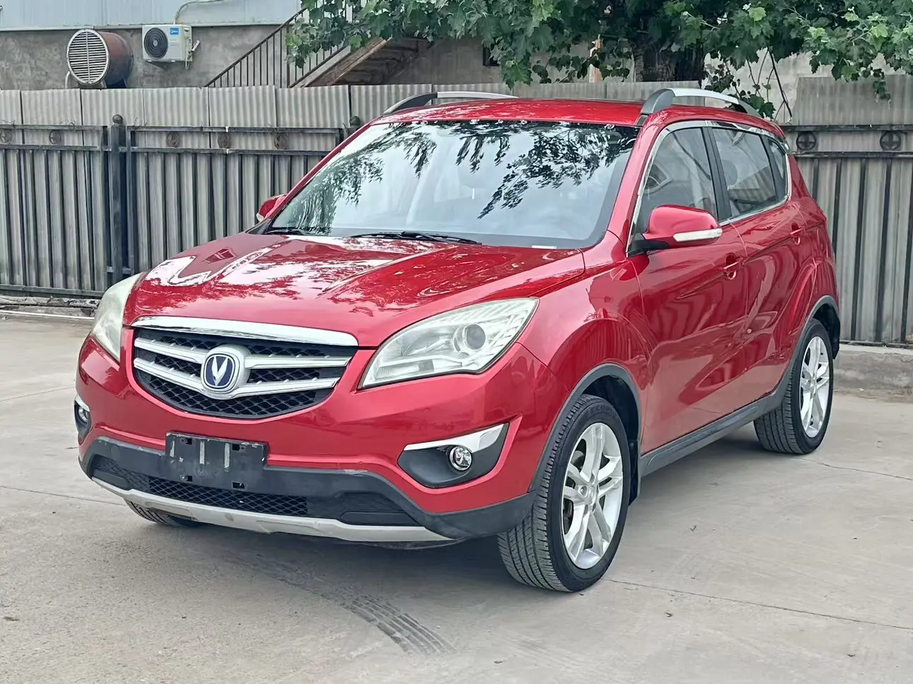 Changan CS35  из Китая