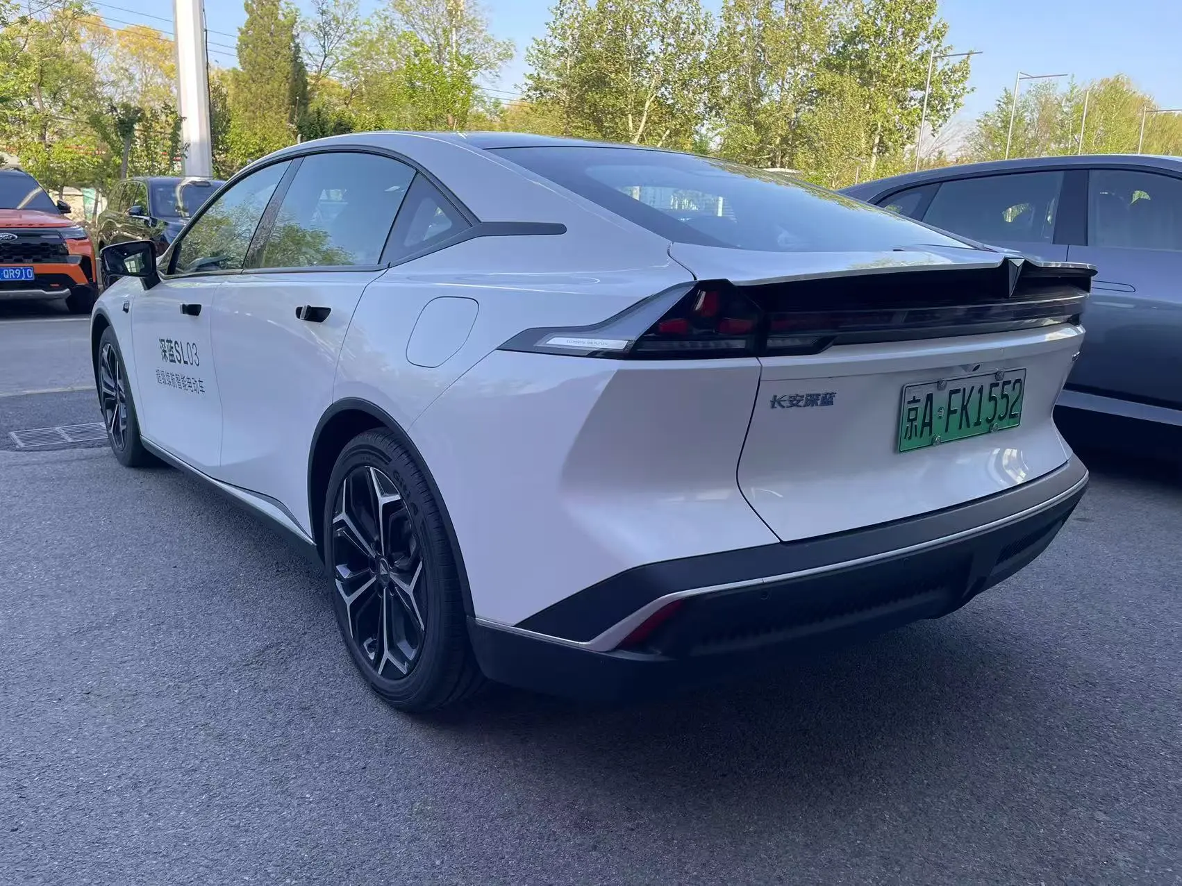 Deepal Dark blue SL03