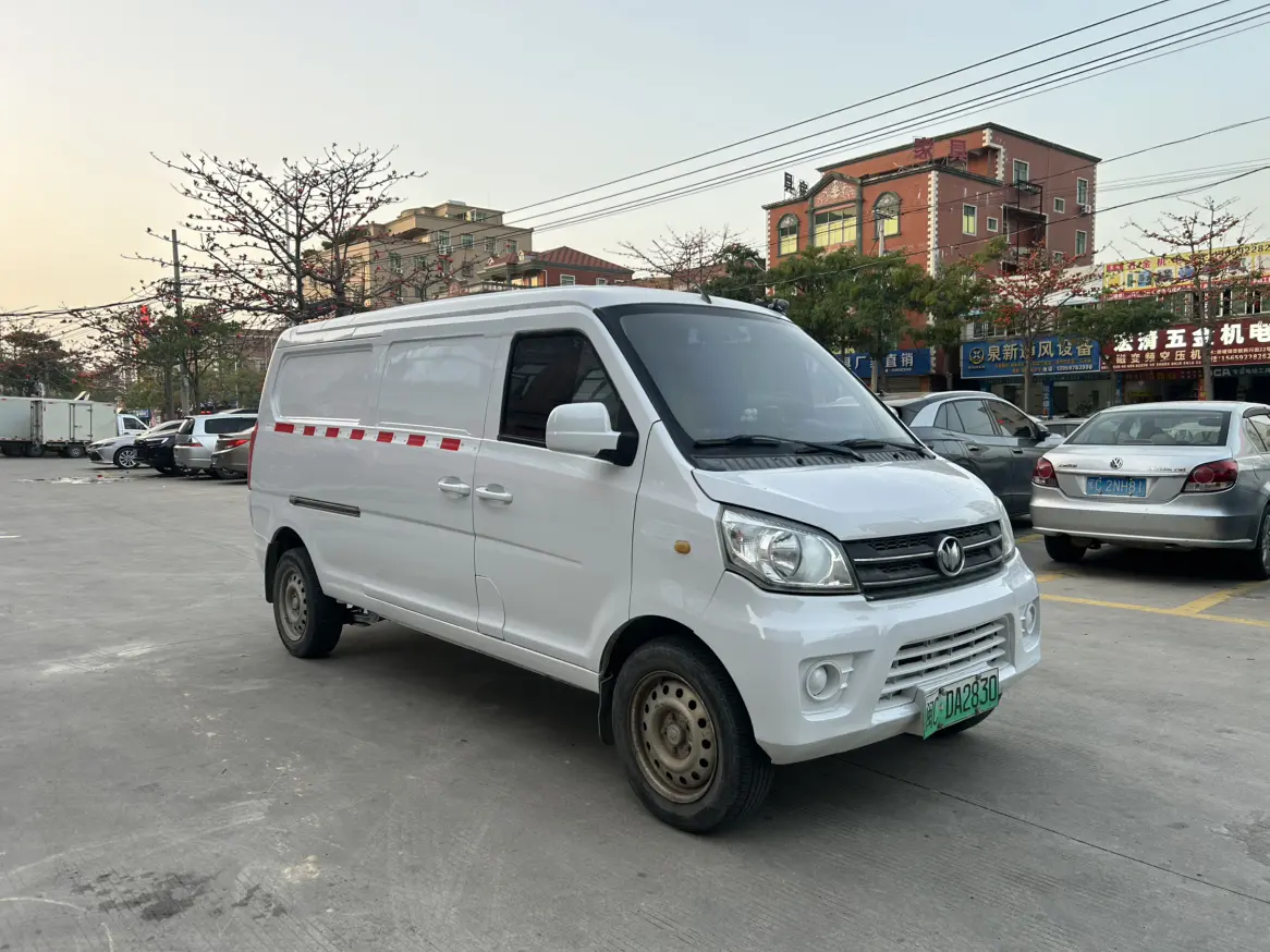 New Longma Automobile Qiteng M70 EV