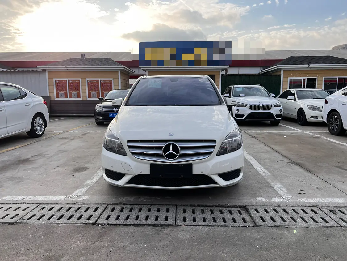 Mercedes-Benz Mercedes Benz B Class  из Китая