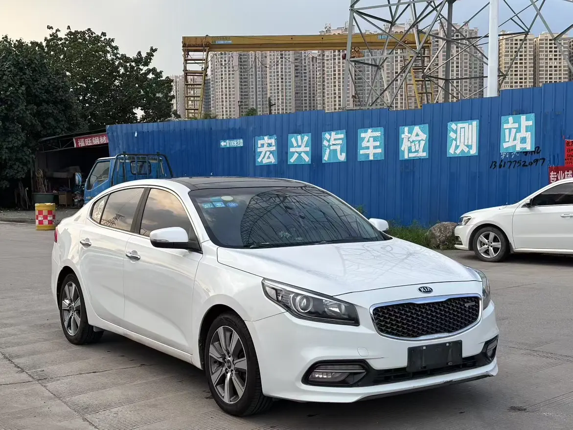 Kia K4