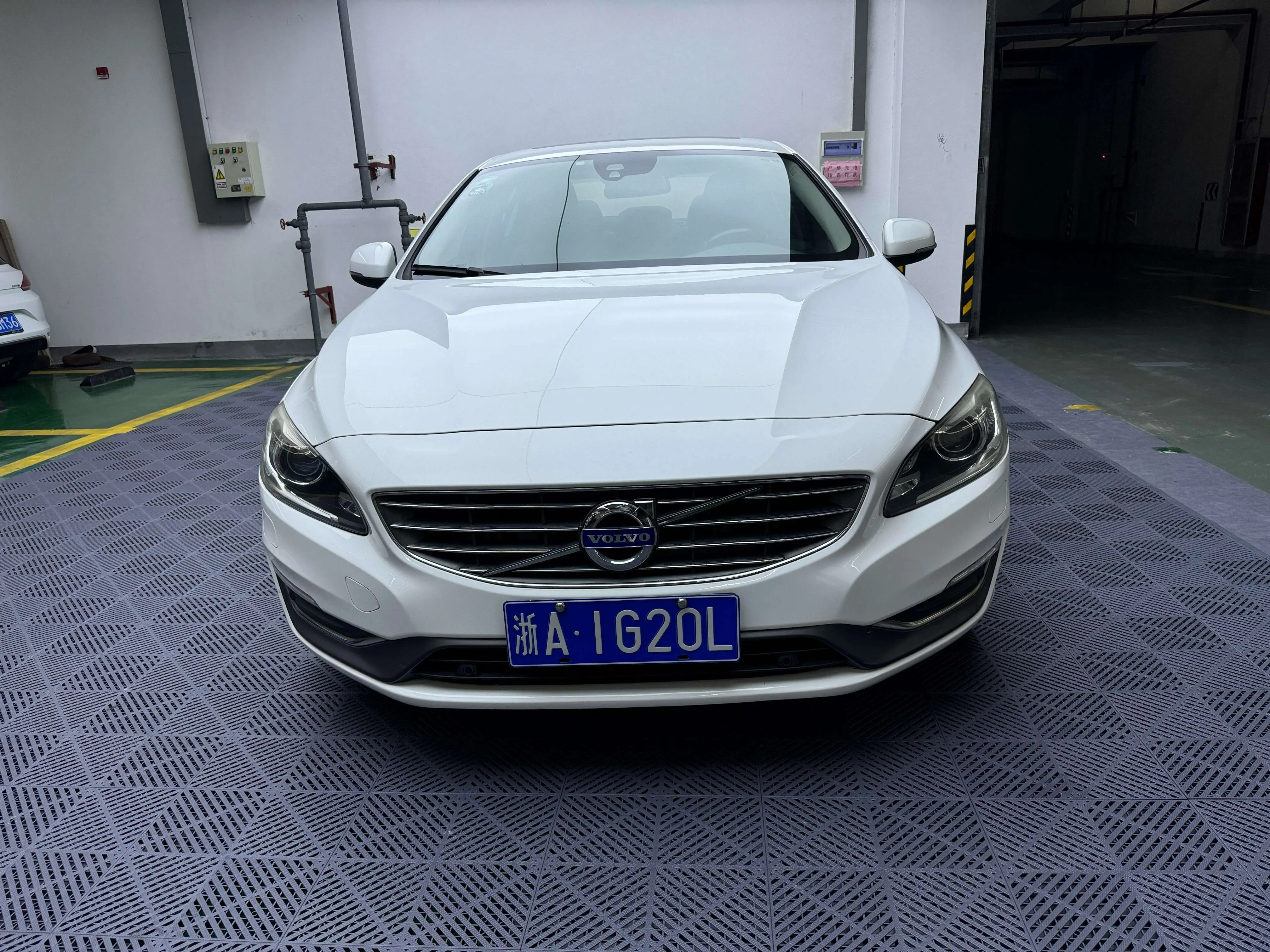 Volvo S60