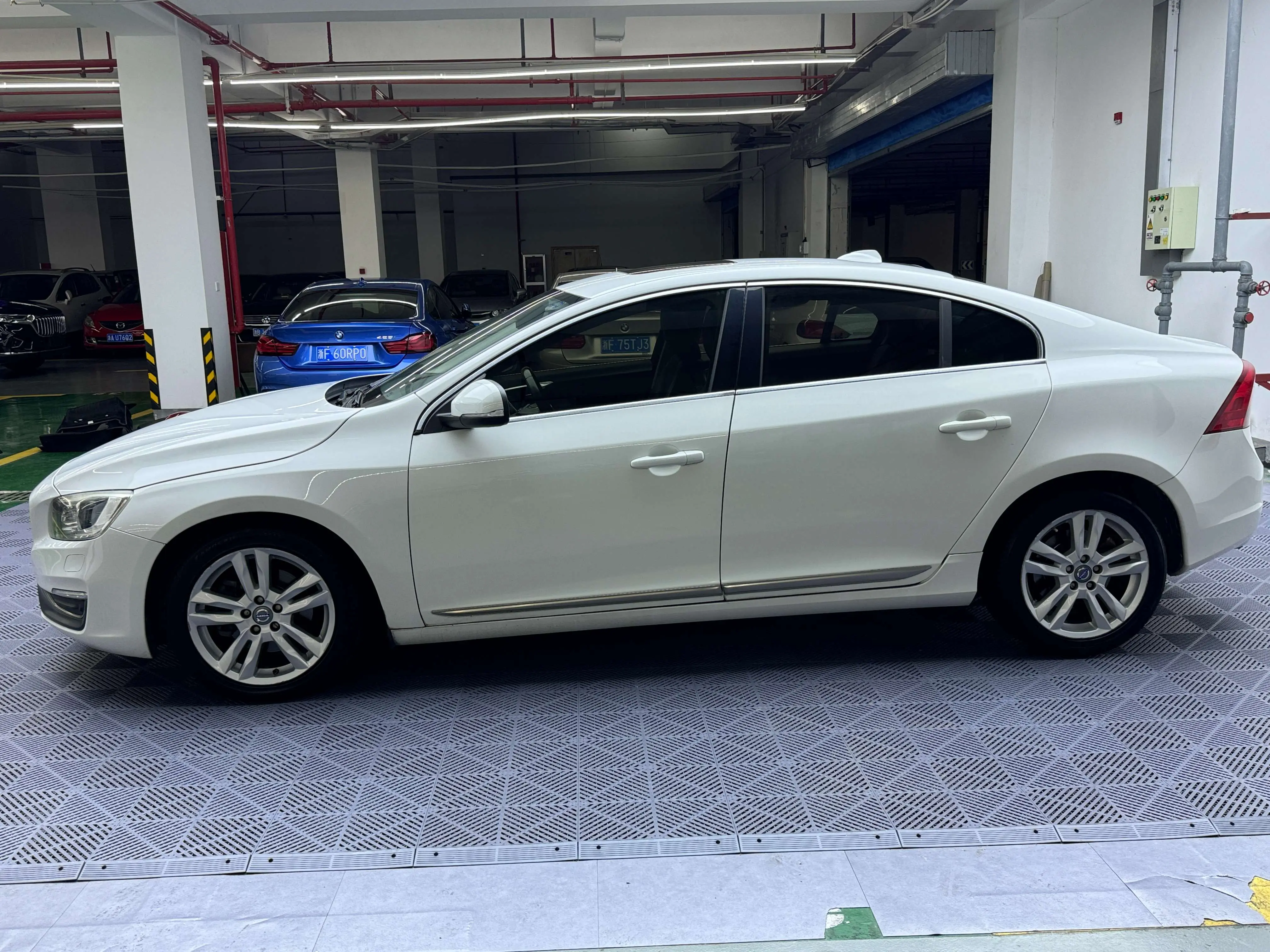 Volvo S60