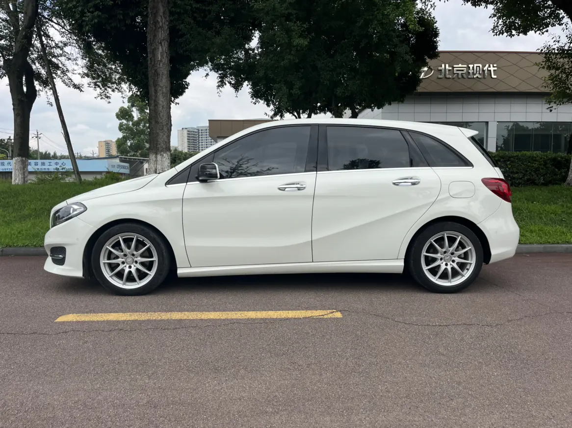 Mercedes-Benz Mercedes Benz B Class