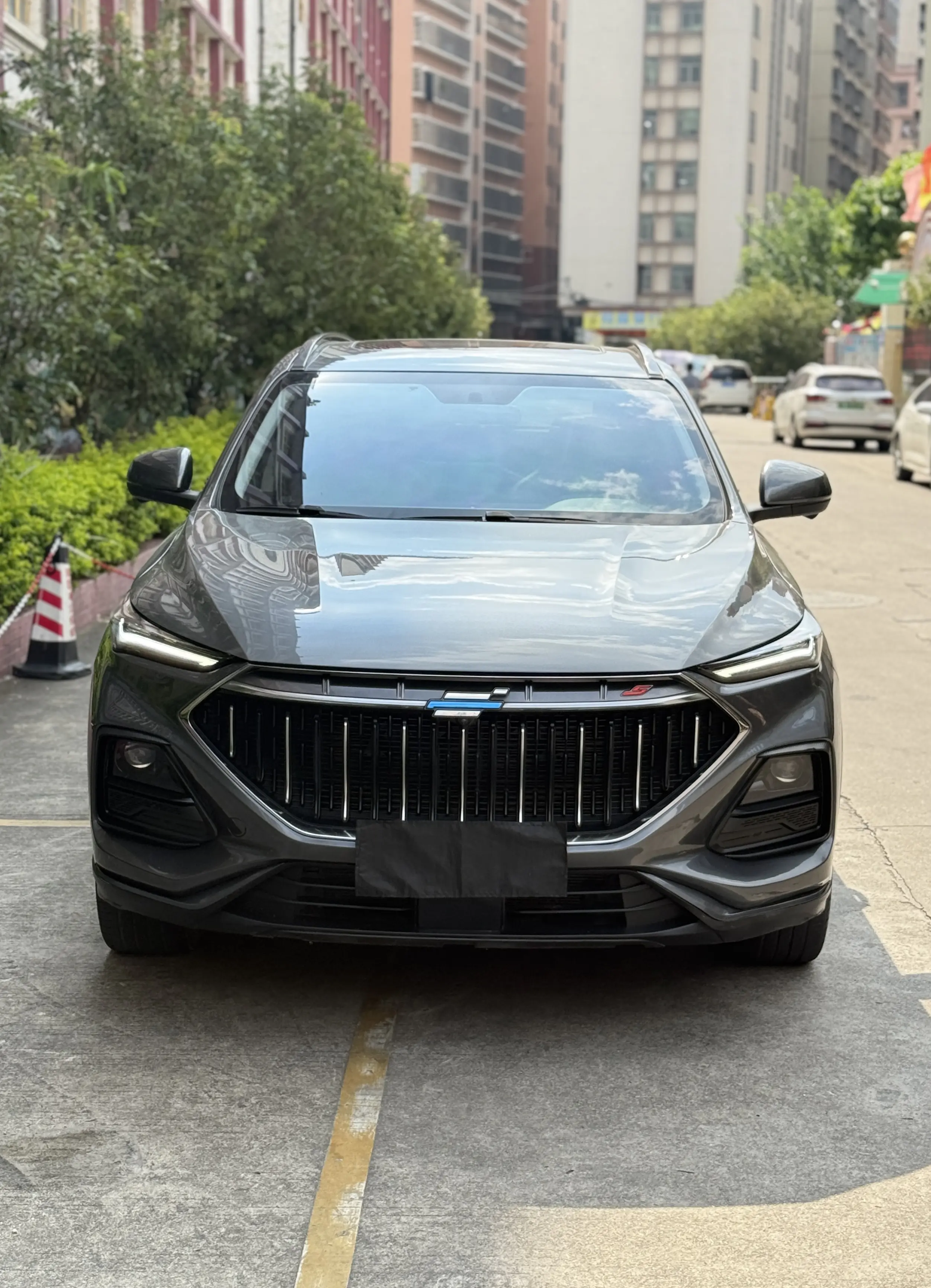 Oshan Changan Auchan X5