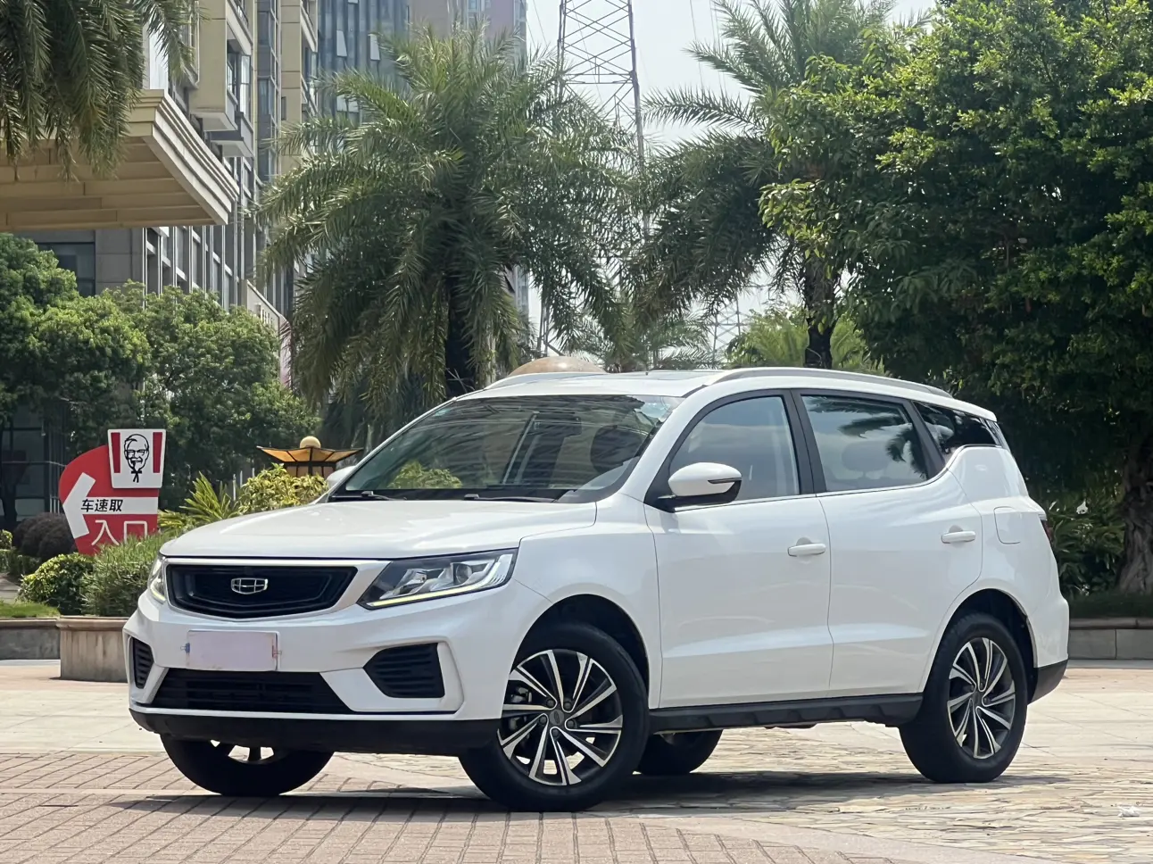 Geely Vision X6