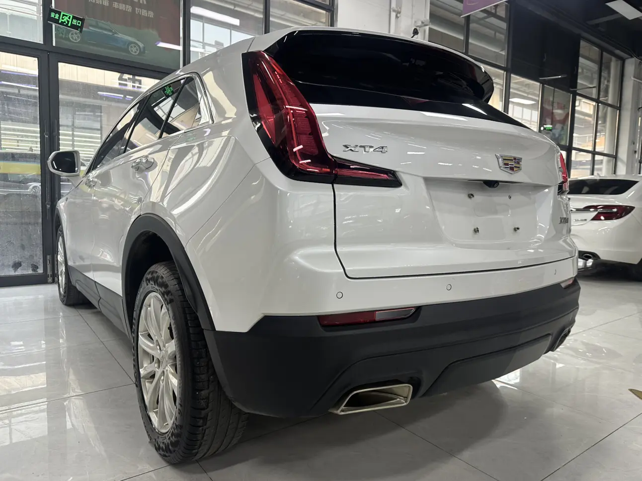 Cadillac XT4
