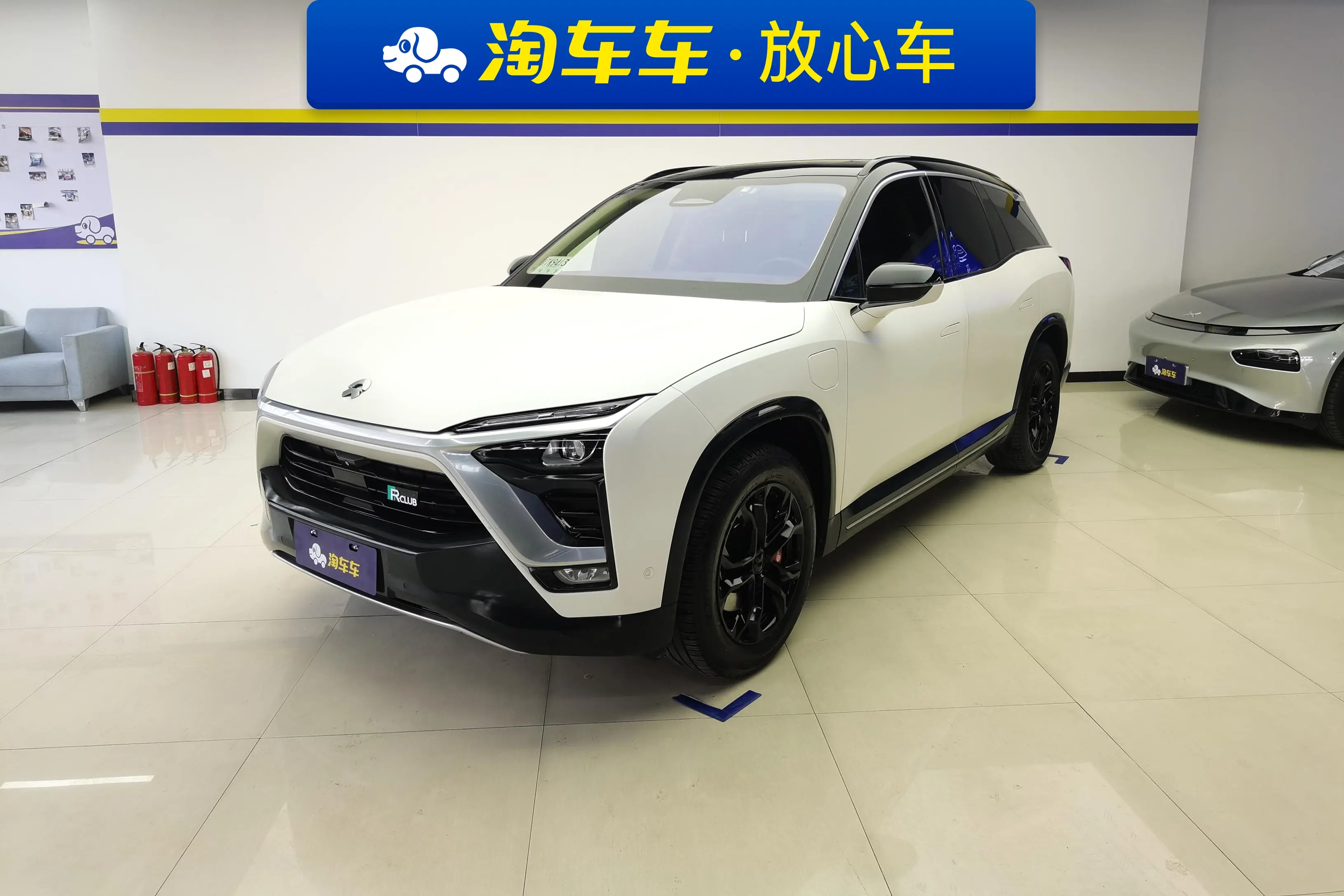 NIO ES8  из Китая