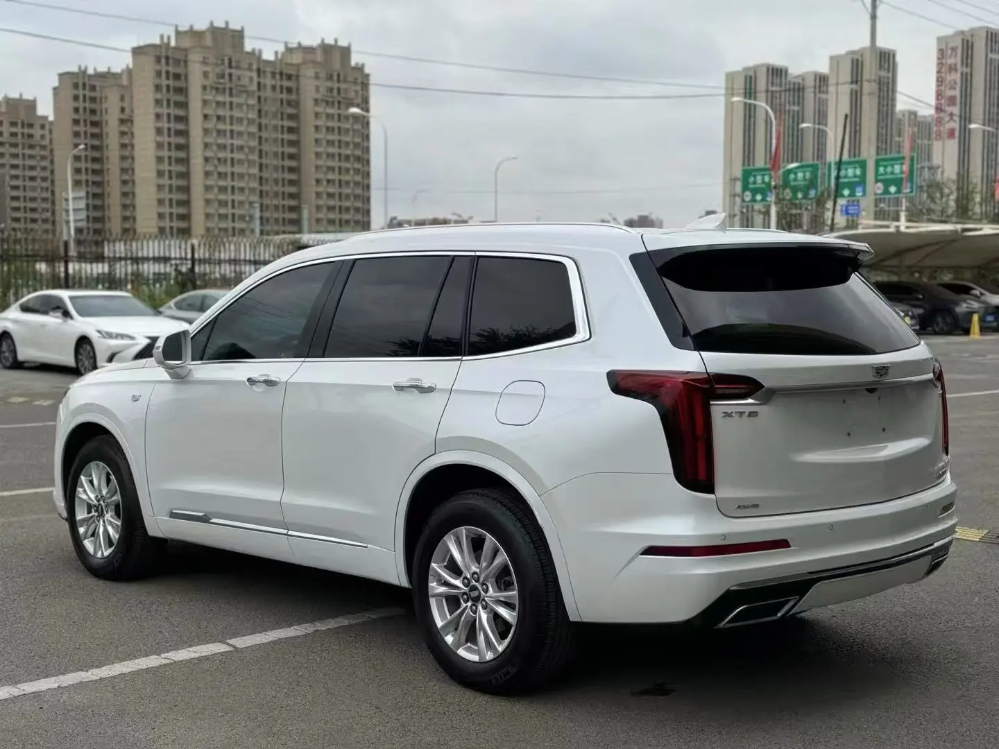 Cadillac XT6