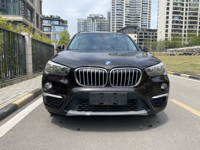 BMW X1  из Китая