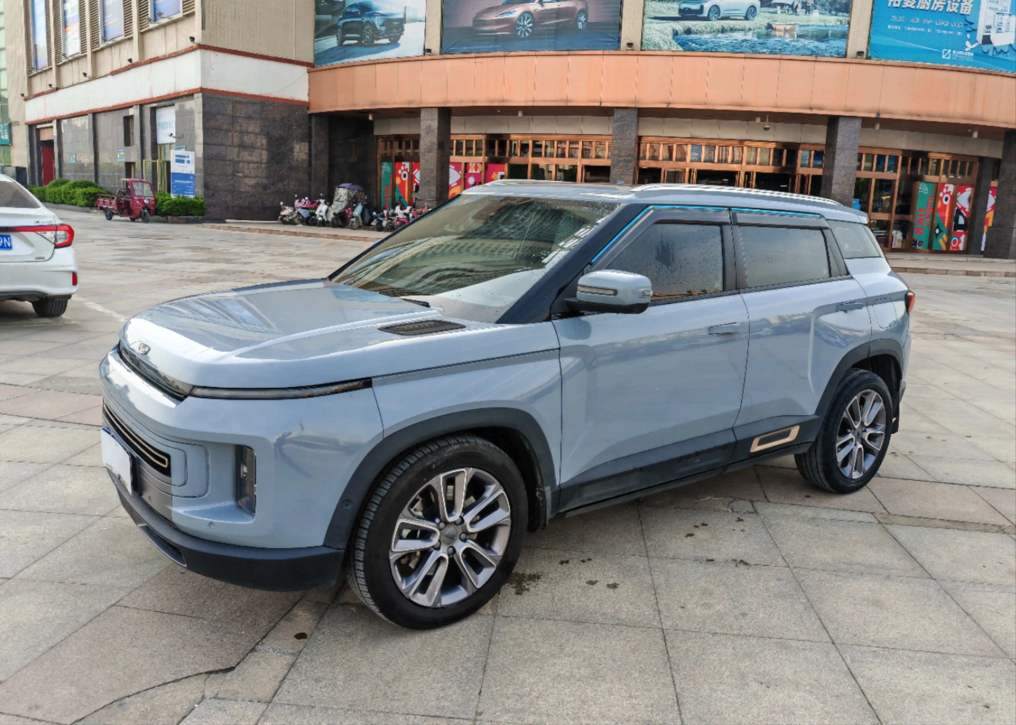 Geely ICON  из Китая