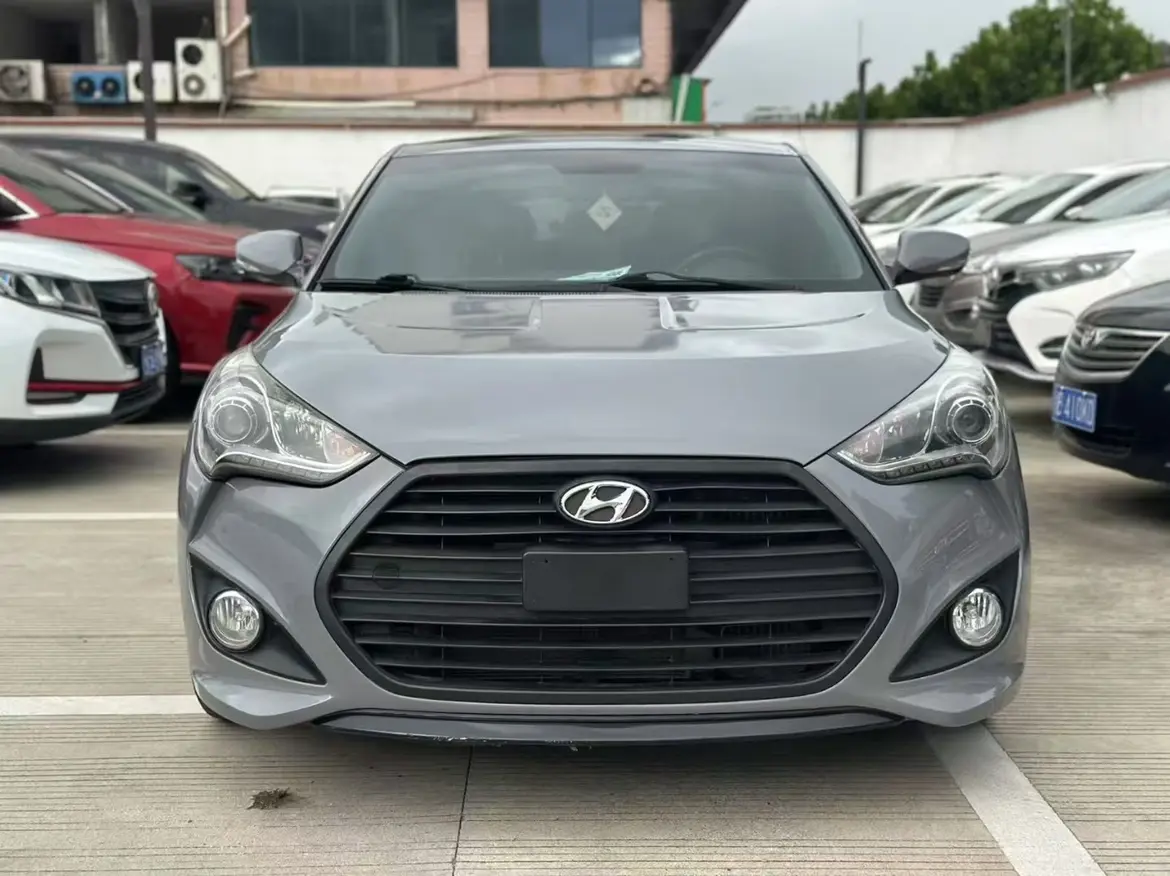 Hyundai Veloster