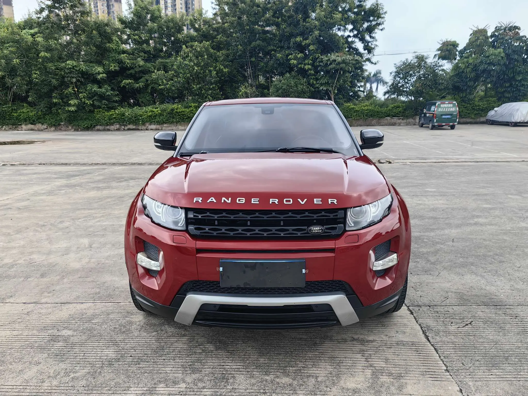 Land Rover Range Rover Evoque (imported)