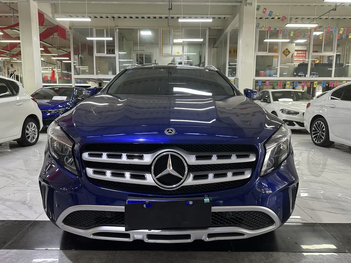 Mercedes-Benz GLA  из Китая