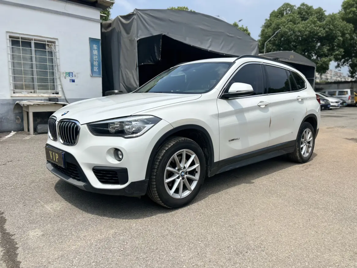 BMW X1  из Китая