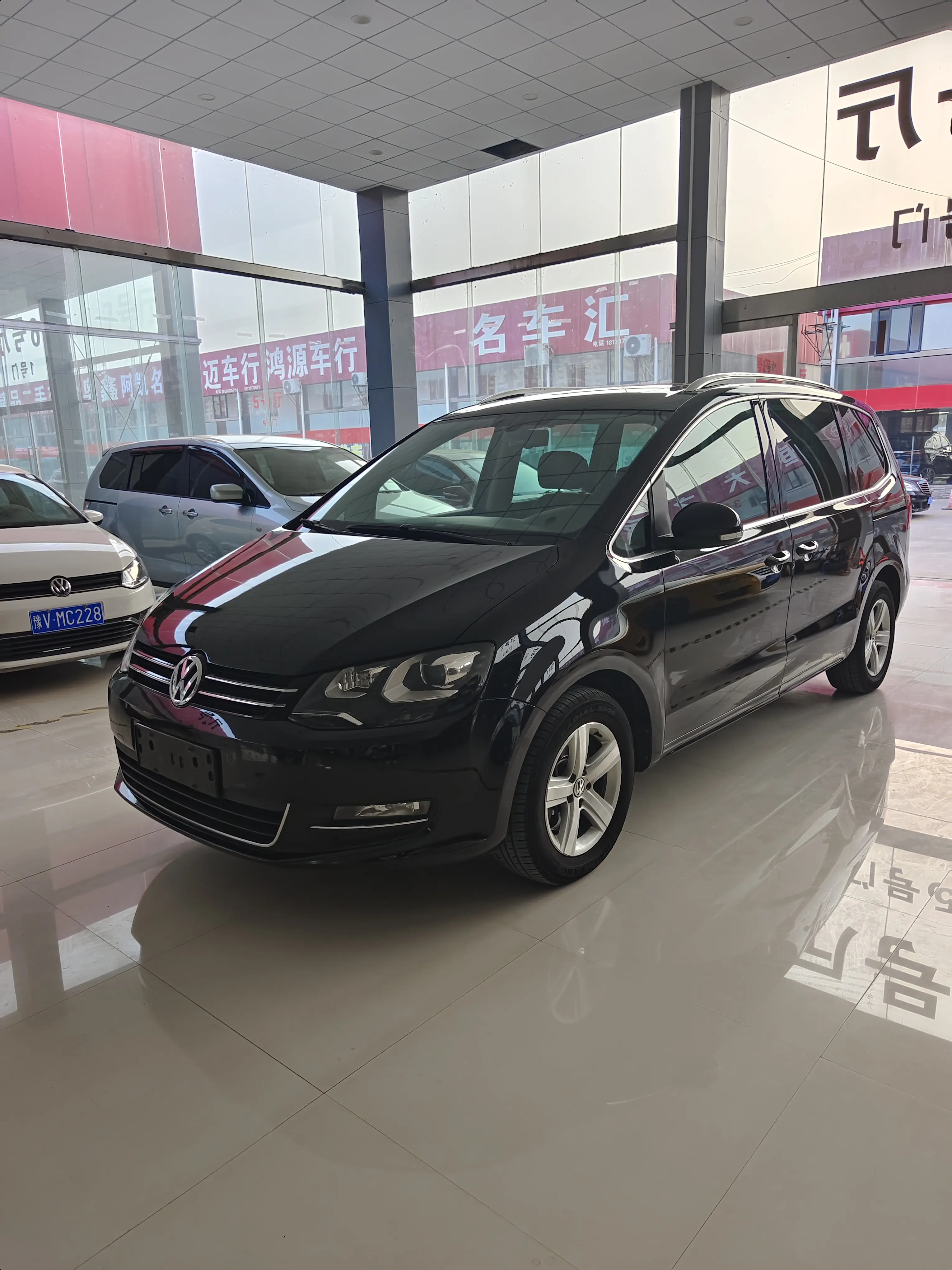 Volkswagen Sharon  из Китая