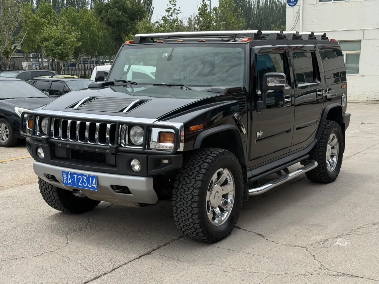 Hummer H2
