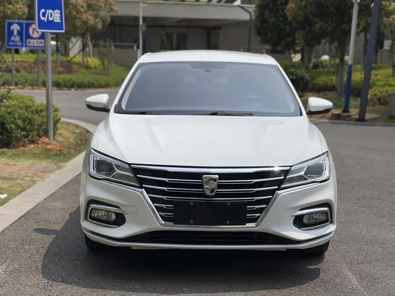 Roewe i5  из Китая