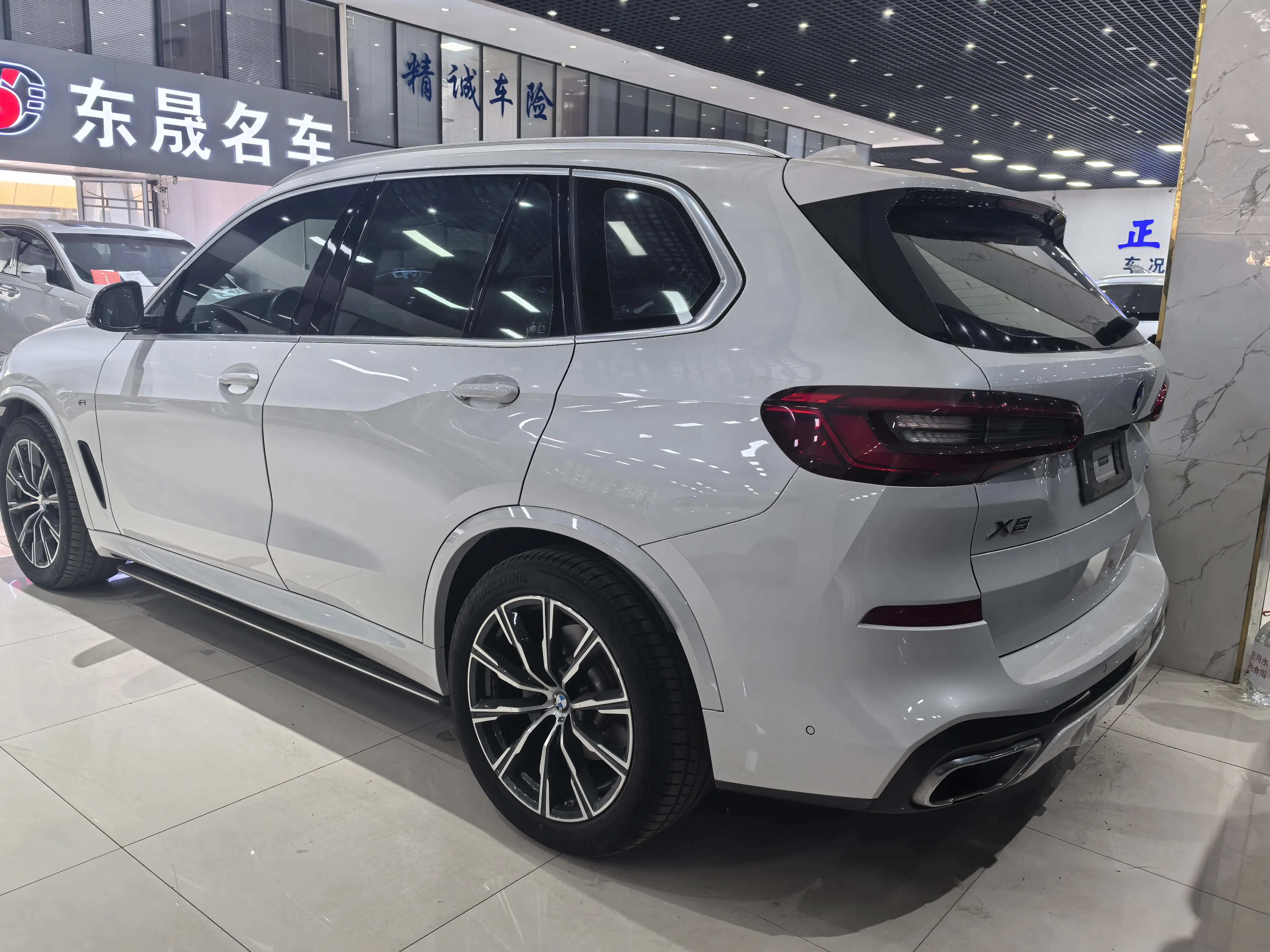 BMW X5 (imported)