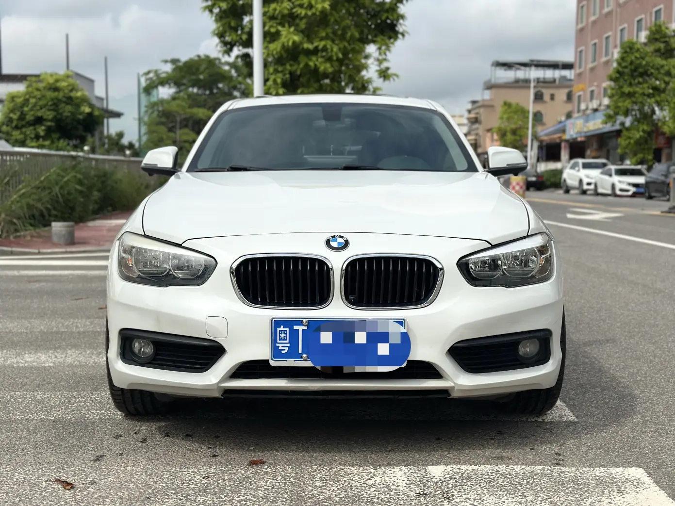 BMW 1 Series (imported)