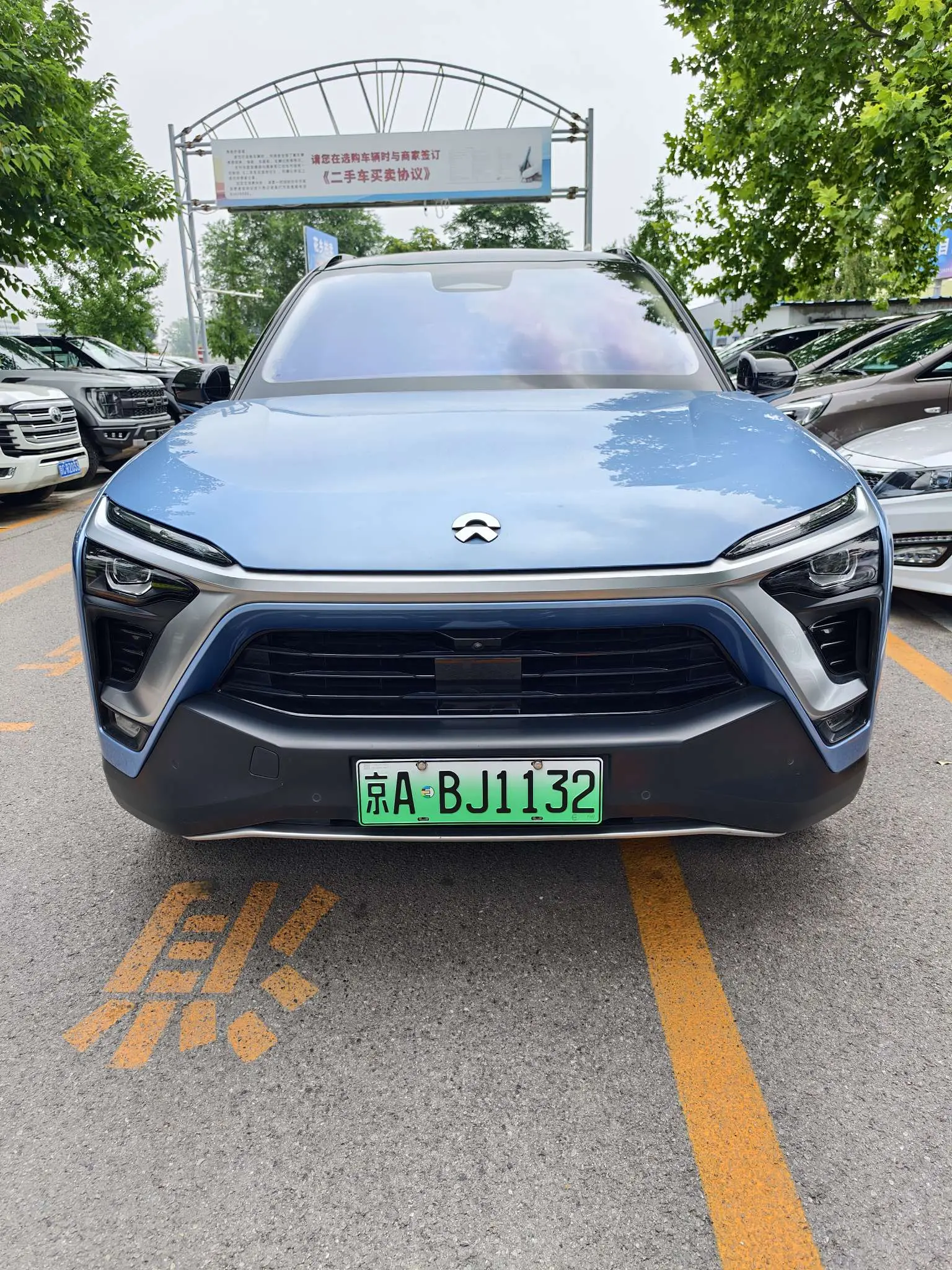 NIO ES8  из Китая