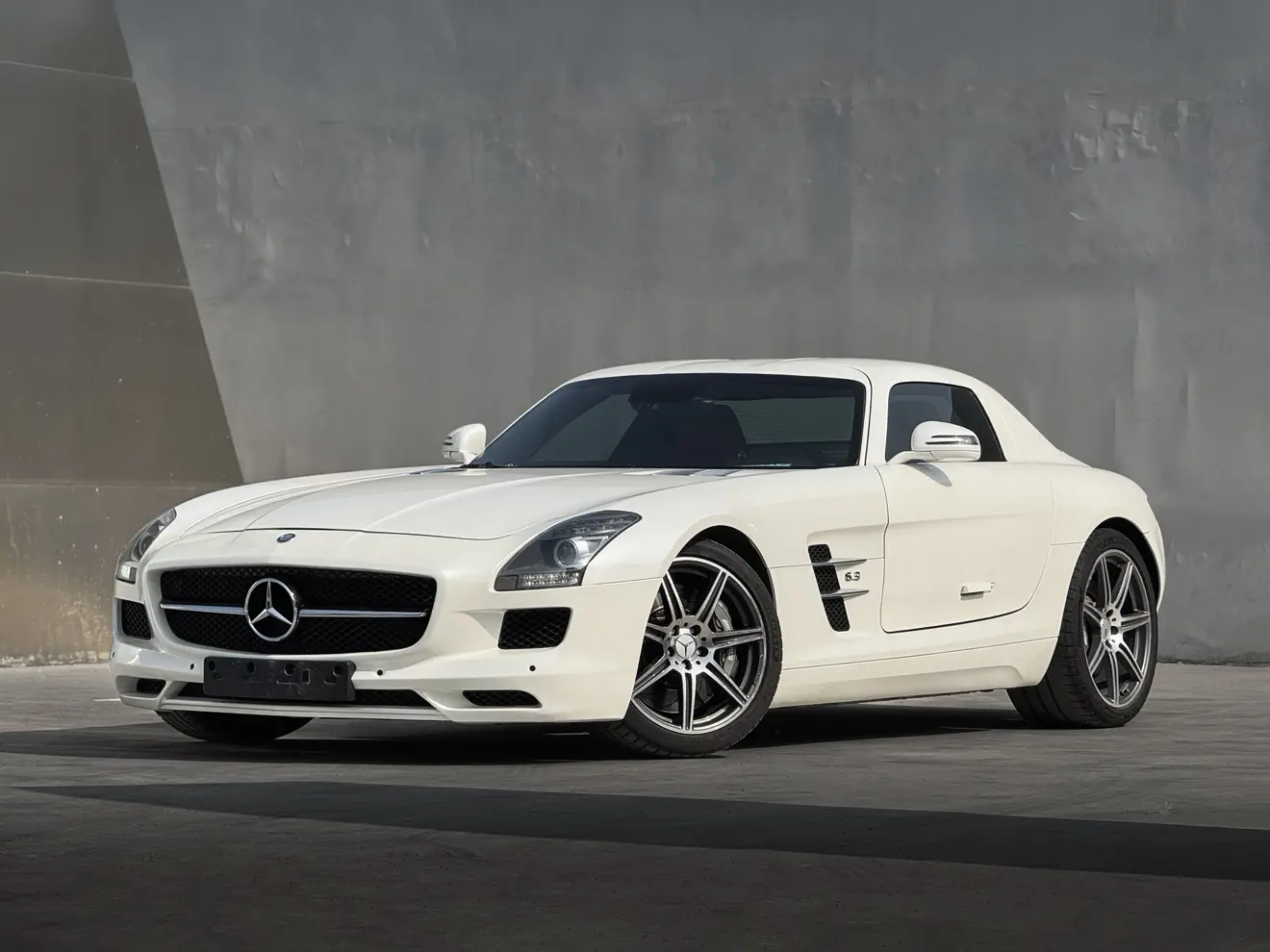 Mercedes-Benz SLS-Class AMG  из Китая