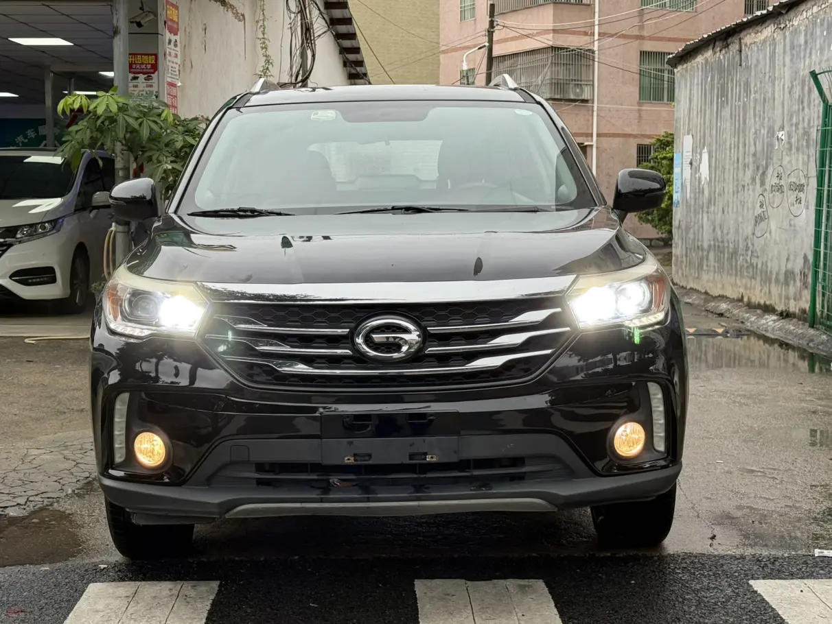 GAC Trumpchi GS4  из Китая