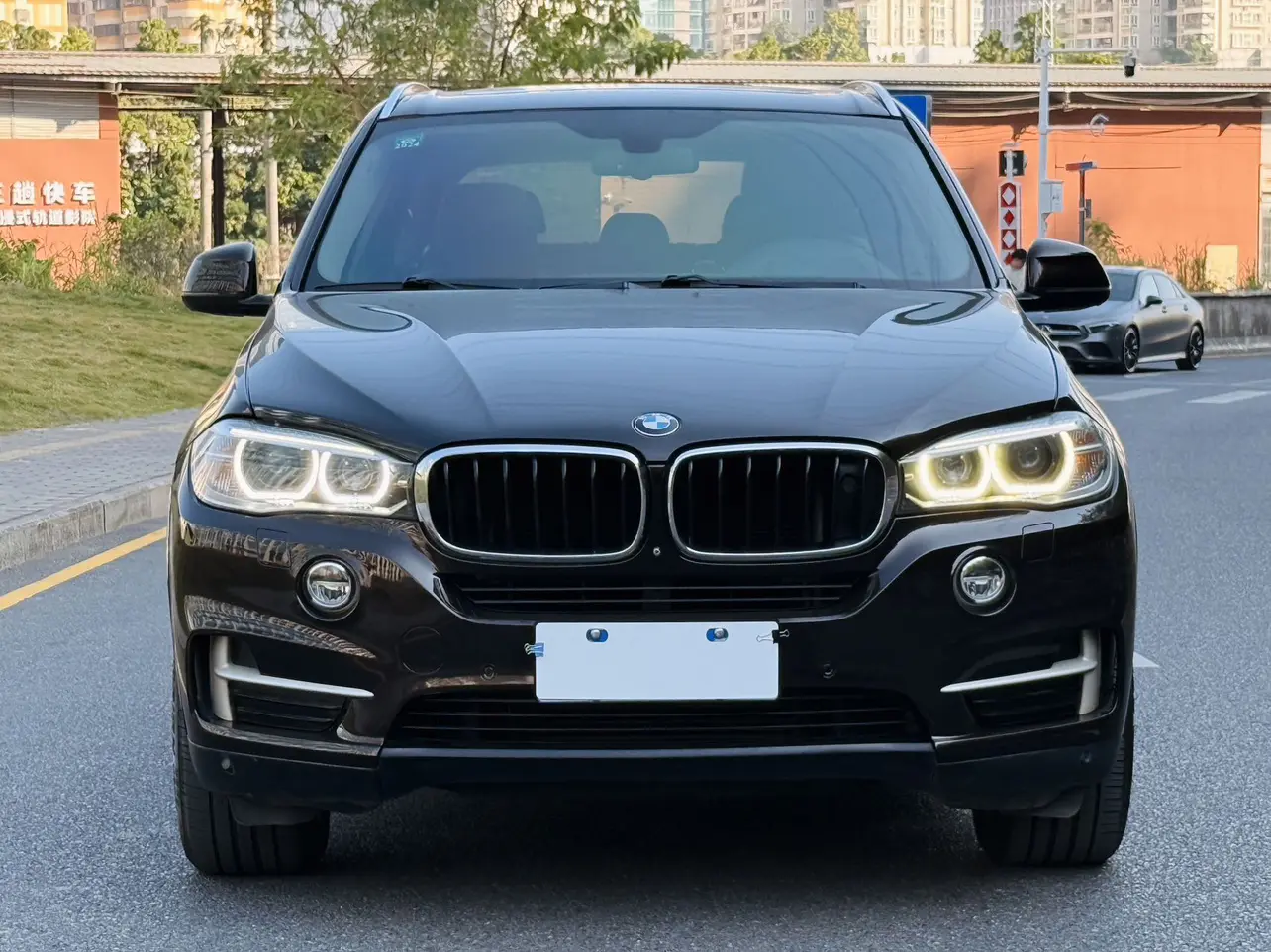 BMW X5 (imported)