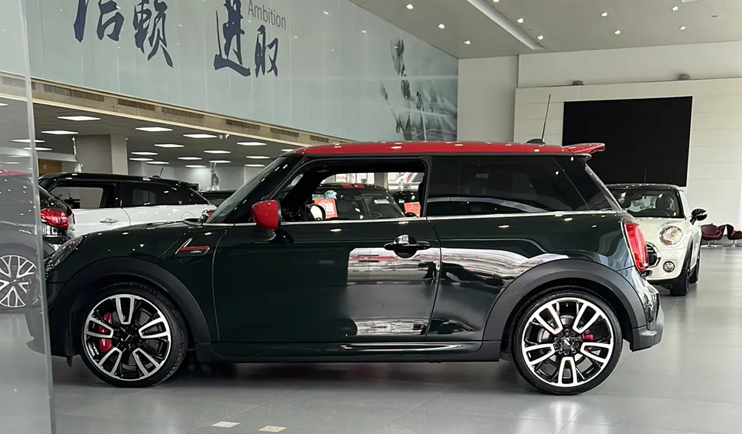 MINI JCW