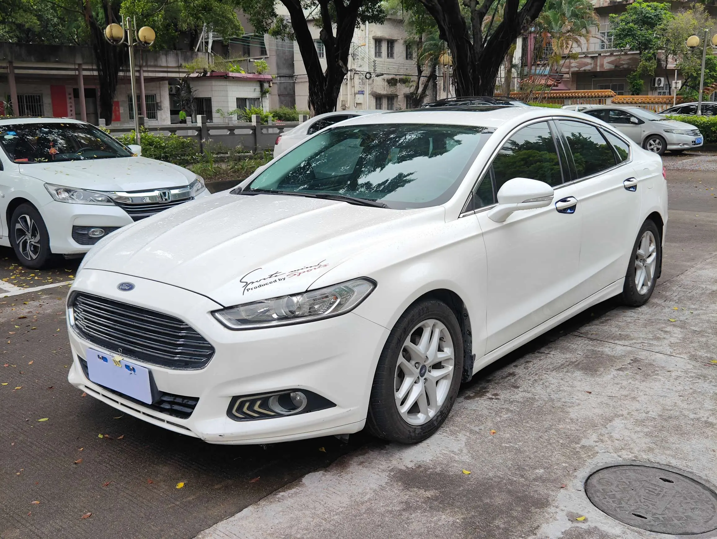 Ford Mondeo