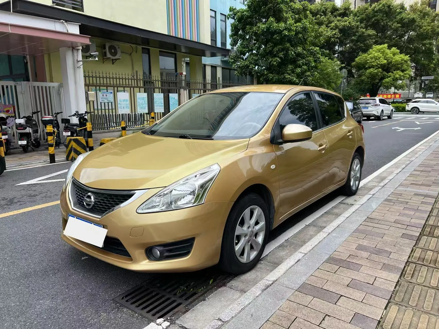 Nissan Tiida