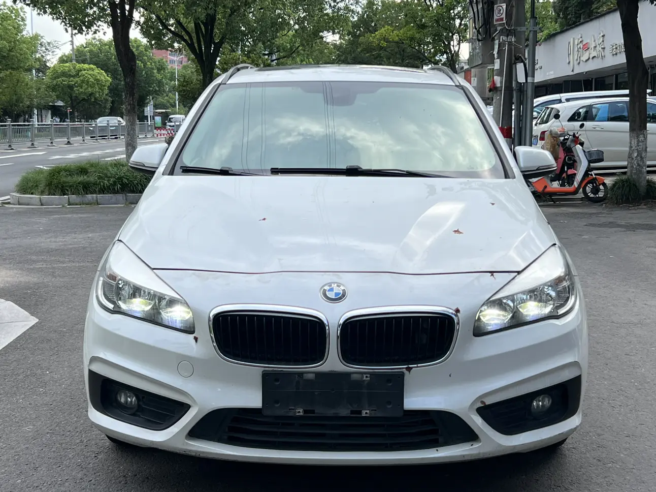 BMW 2 series station wagon  из Китая