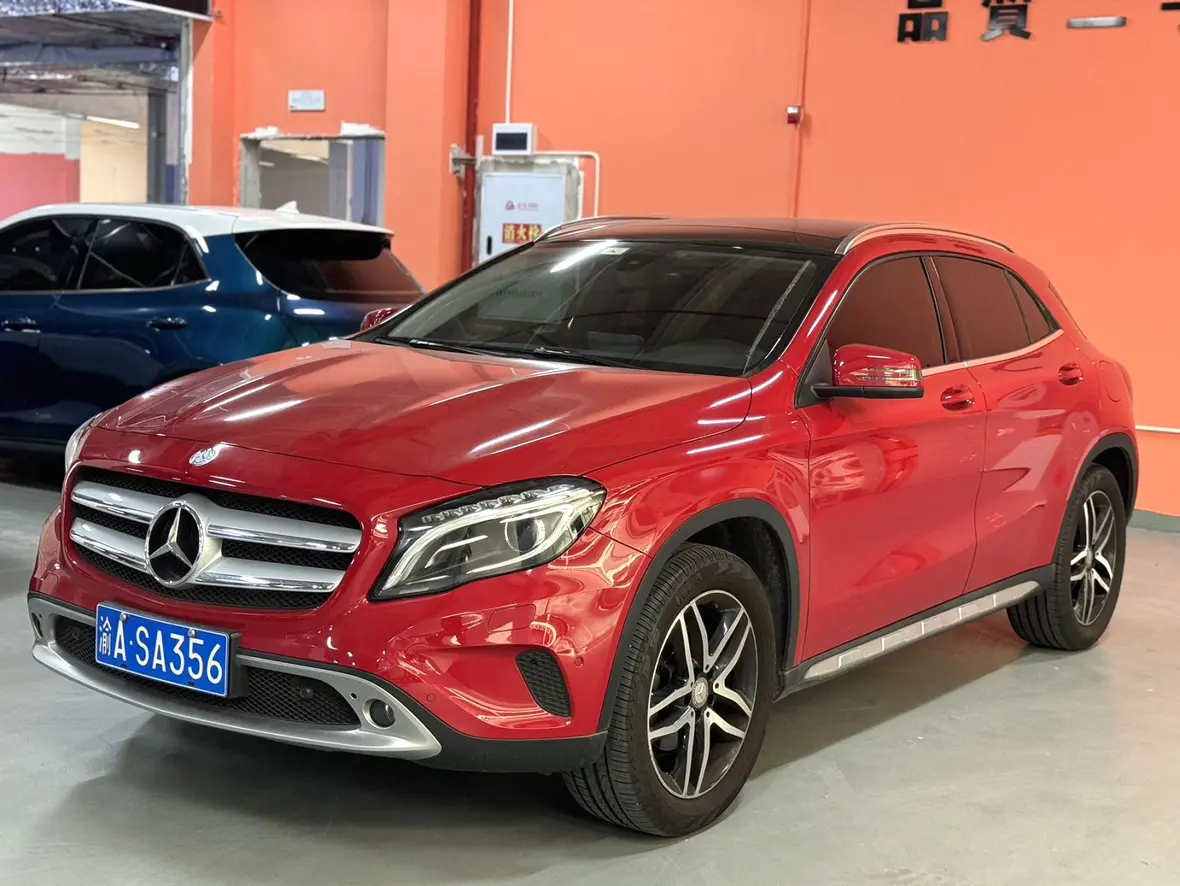 Mercedes-Benz GLA