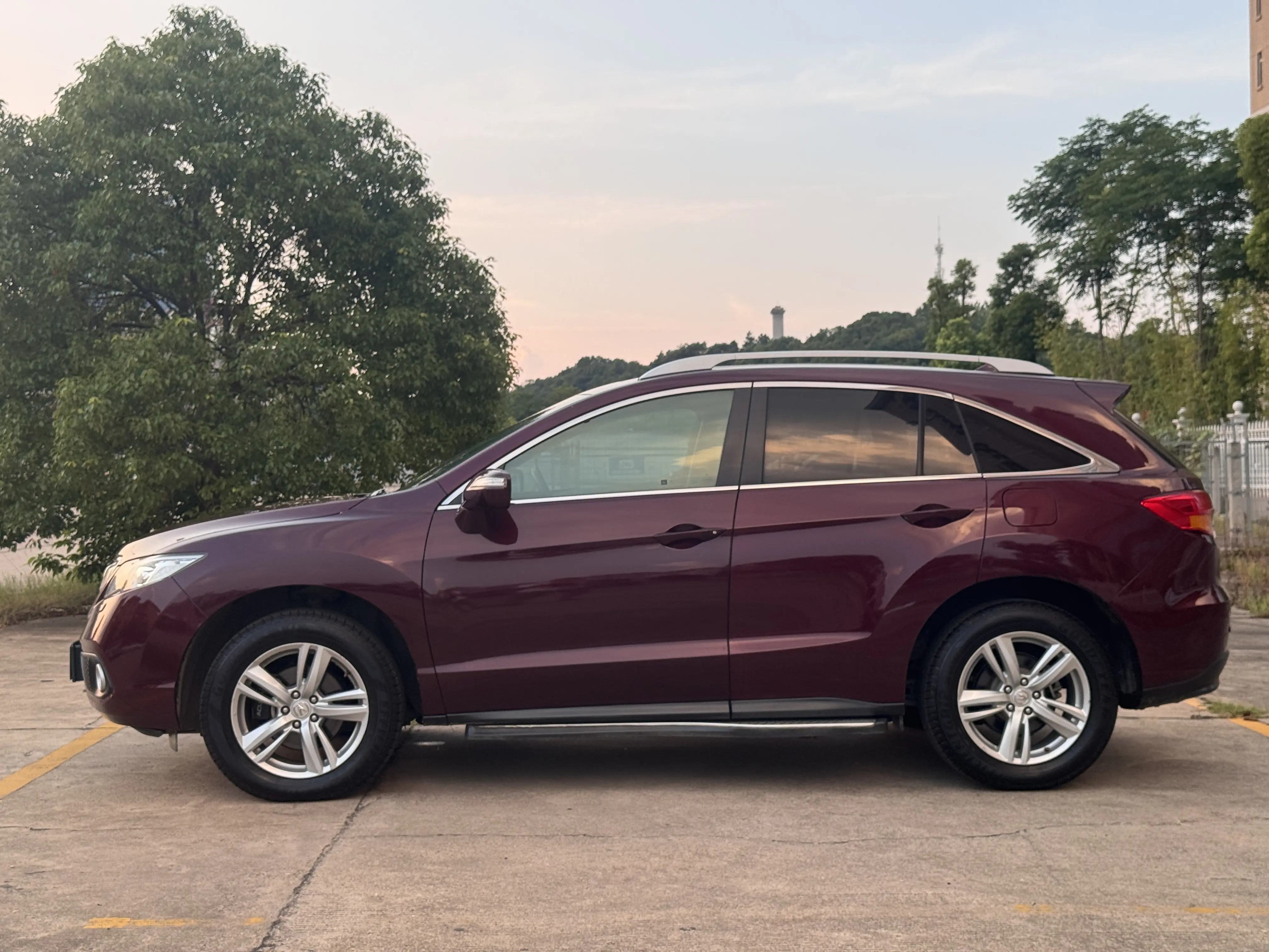 Acura RDX (imported)