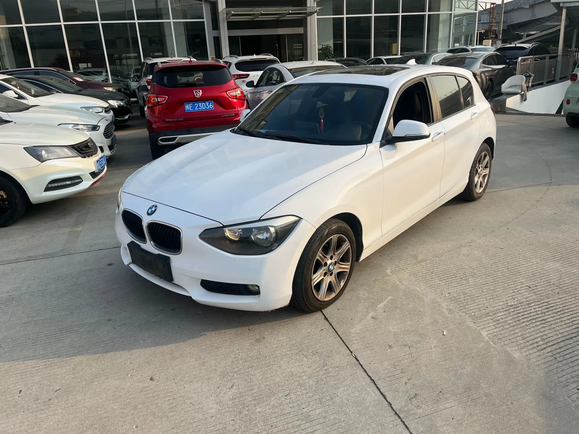 BMW 1 Series (imported)
