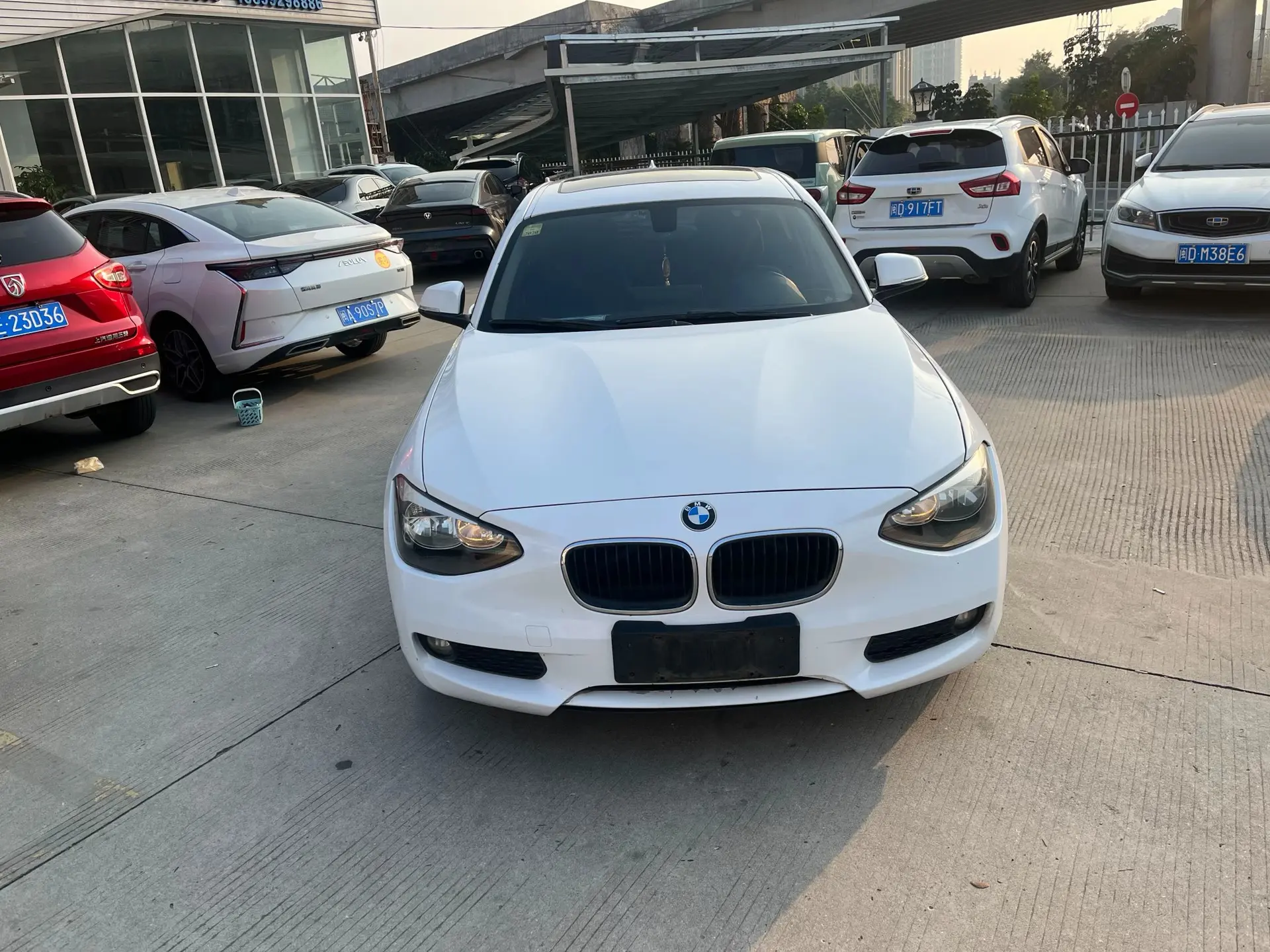 BMW 1 Series (imported)