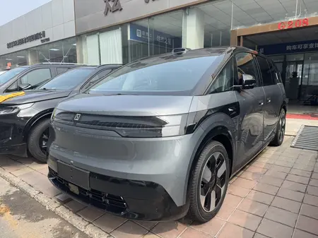 Купить автомобиль ZEEKR (ZEEKR) из Китая с доставкой